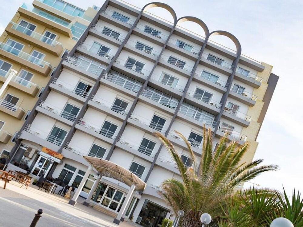 1 BDR Seaview Sunny San Pawl Il-ba ar