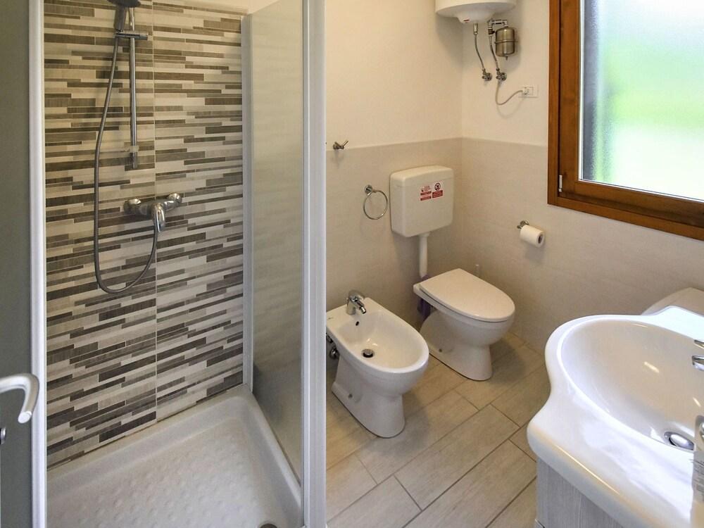 Dora Lido Degli Estensi