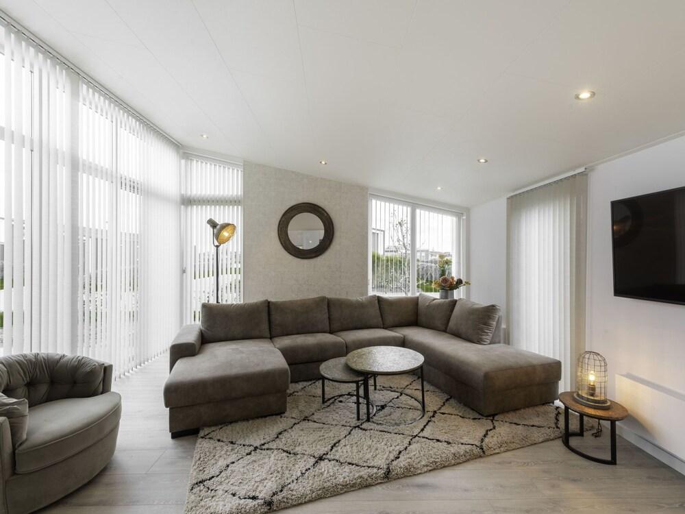 Water Resort Oosterschelde Wemeldinge