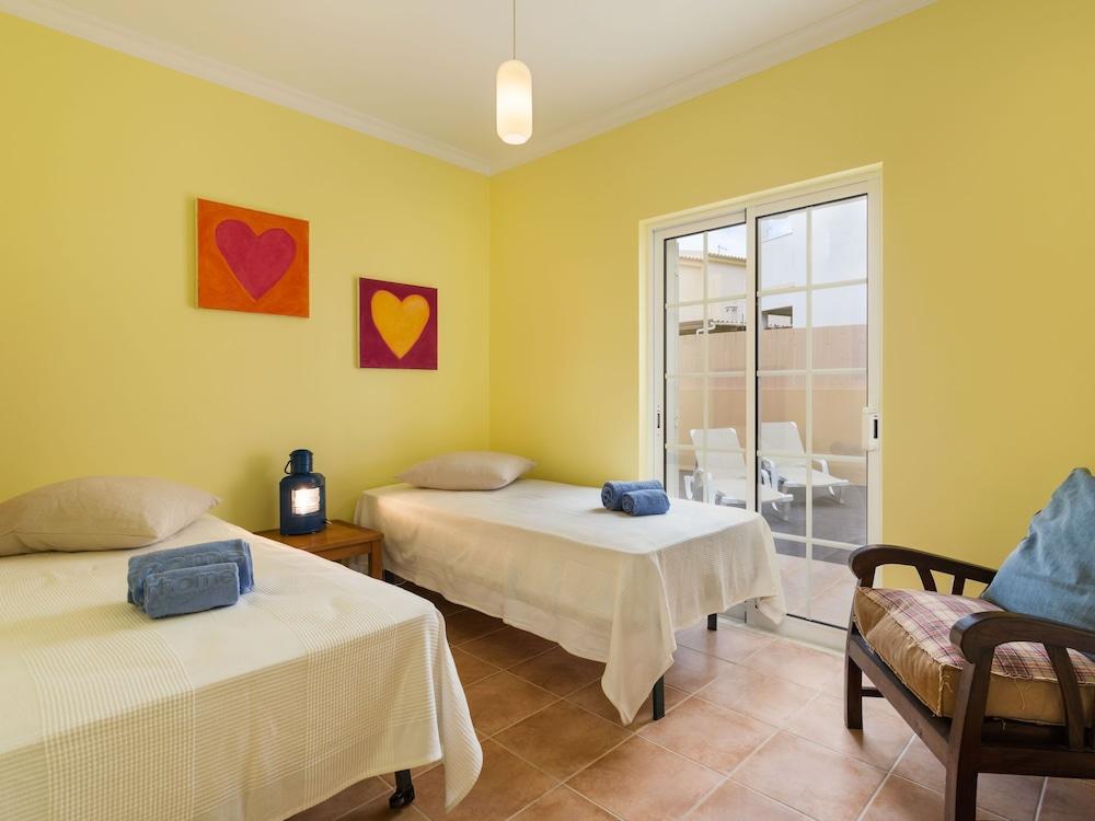 Sunny Home P ra in P ra