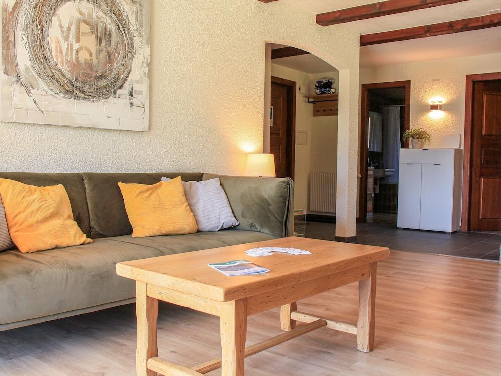 Chante Brise Chesi res