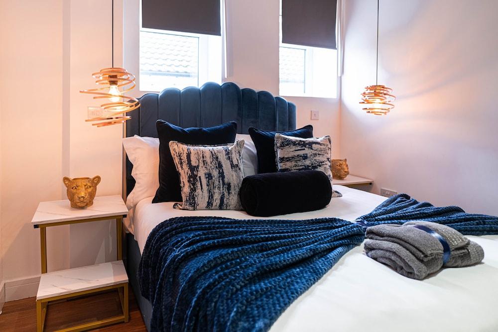 Manhattan Luxury Suites