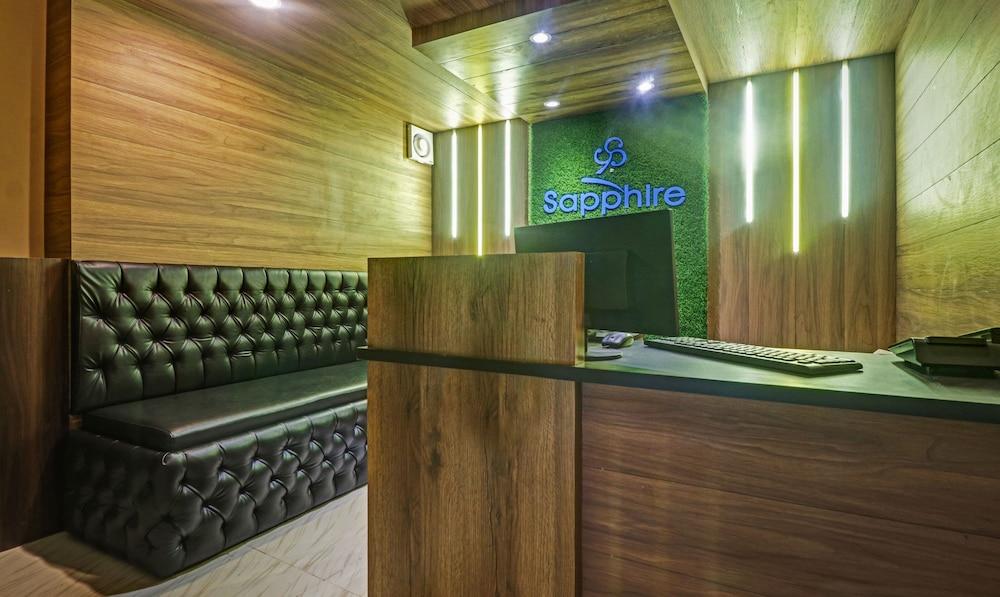 Itsy Hotels Sapphire Residency