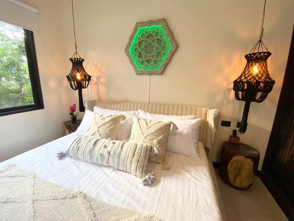 Asana Tulum 9 By Lockey