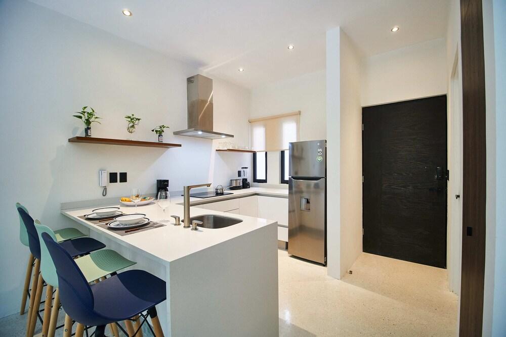 Tulum 525 #105 By Lockey