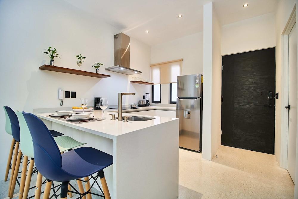 Tulum 525 #105 By Lockey