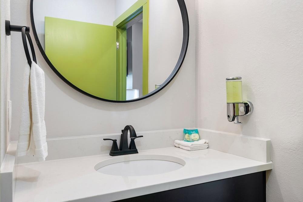 Lake Escape 1 Bedroom