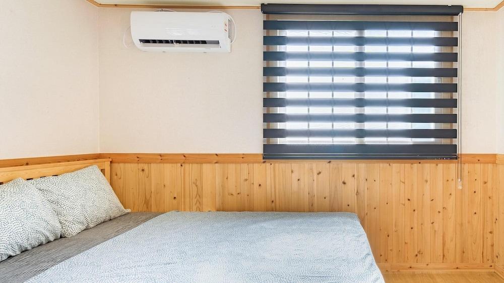 Jeju Orsirok Dogchaepension