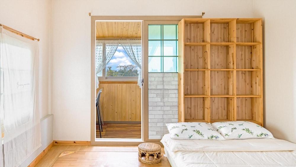 Jeju Orsirok Dogchaepension