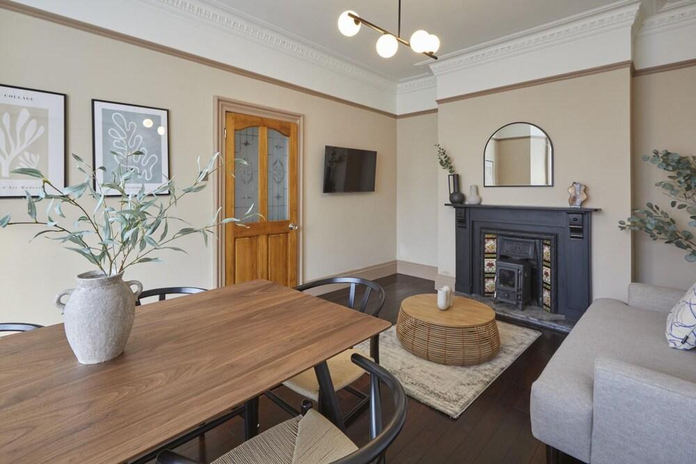 Host Stay Park House