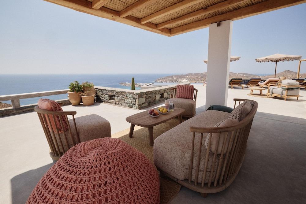 Villa Nites in Syros