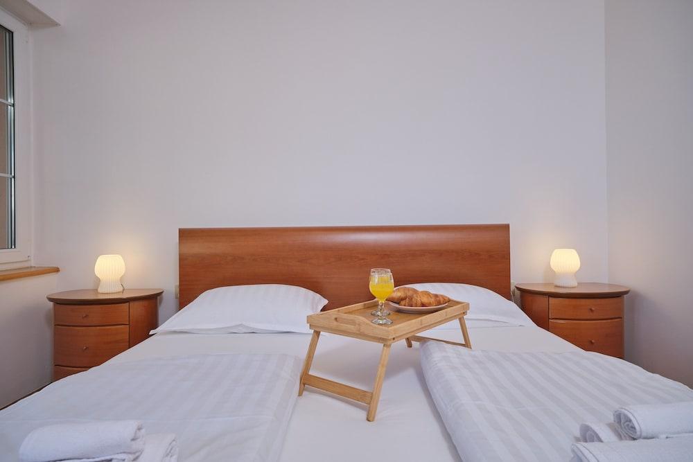 Holiday Seaview Apartment by Litto