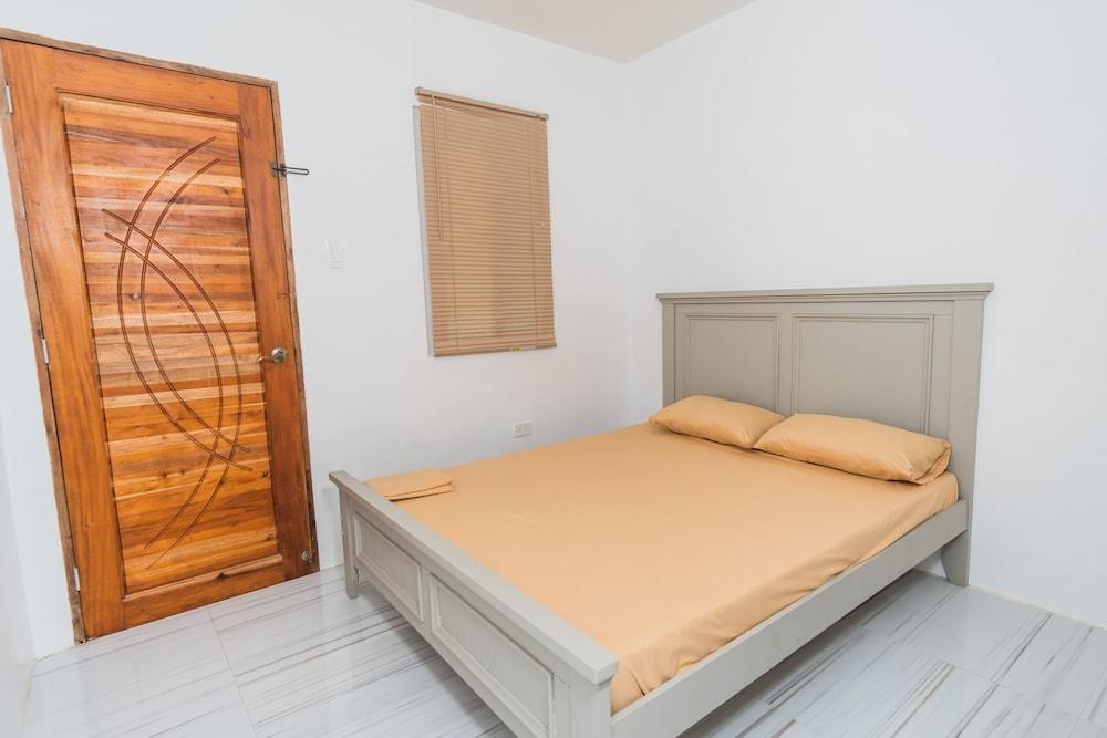 Villa Elizabeth Beach Resort