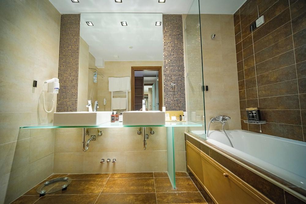 Kipi Mountain Resort