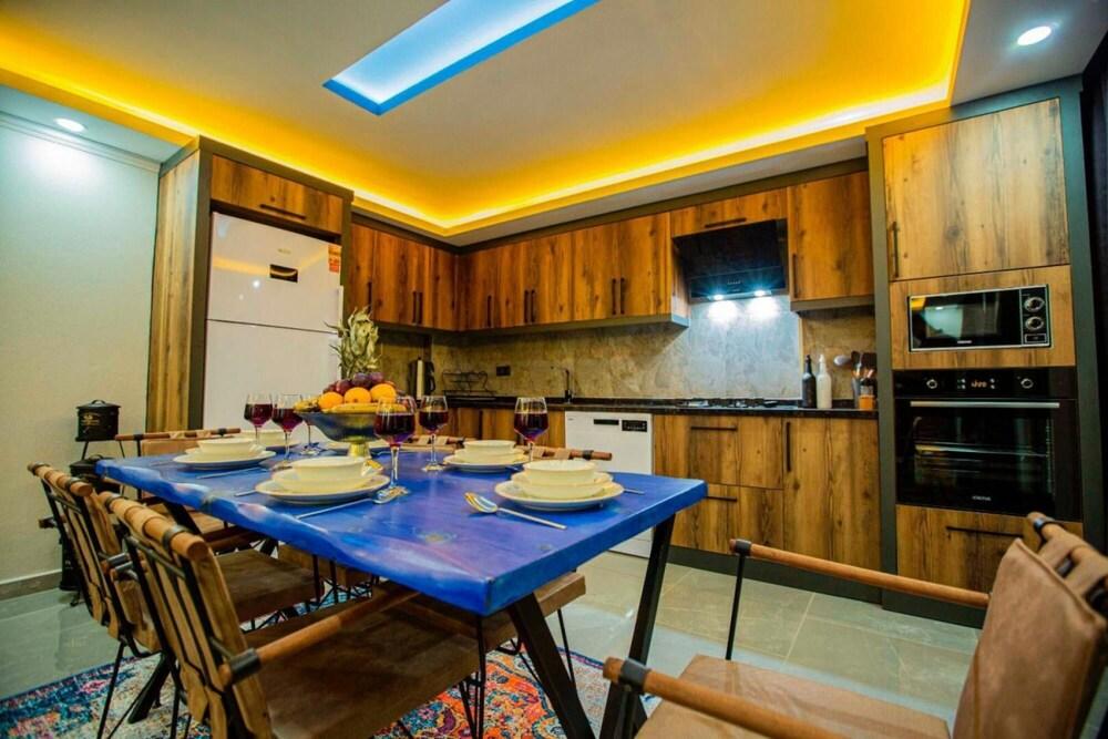 Fabulous Villa With Pool in Kas