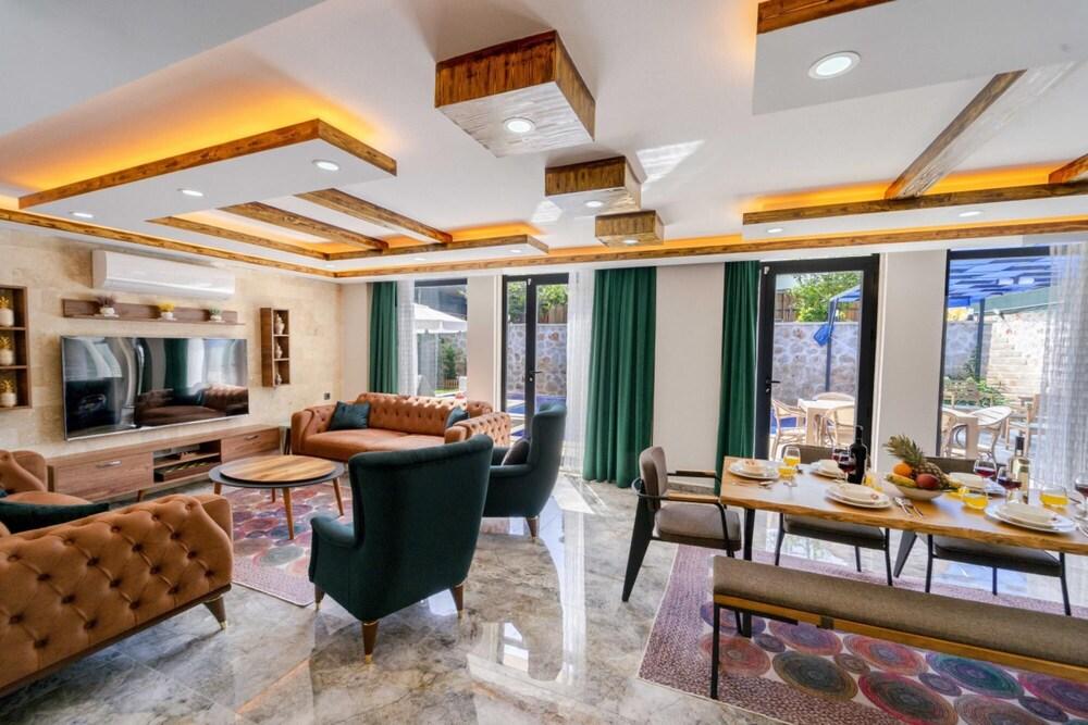 Luxury Duplex Villa With 2 Pools in Kas