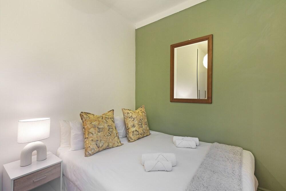 Capri Court Unit 6 by HostAgents