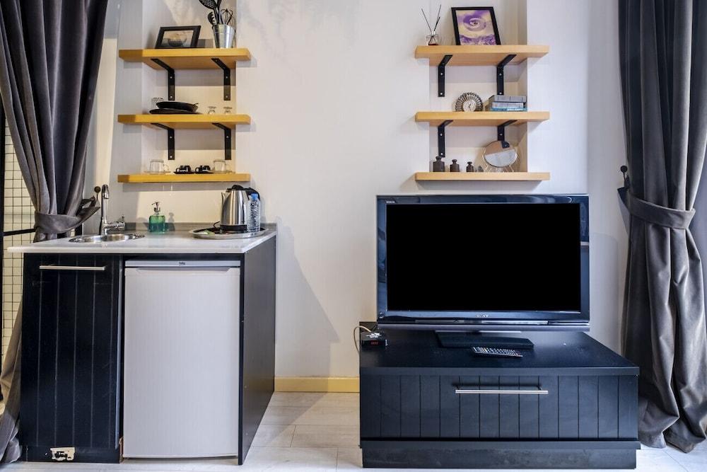 Comfy and Central Studio Flat in Beyoglu