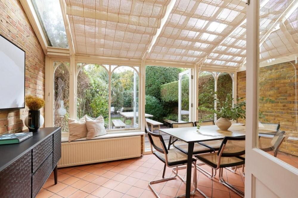 The Fulham Wonder - Stylish 4bdr Flat With Garden