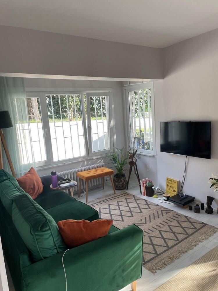 Charming Flat Close to the Bosphorus in Emirgan