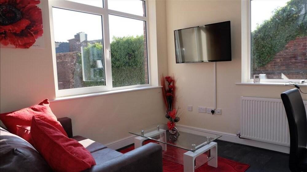 The Moorlands Suite - Premier Serviced Accommodation