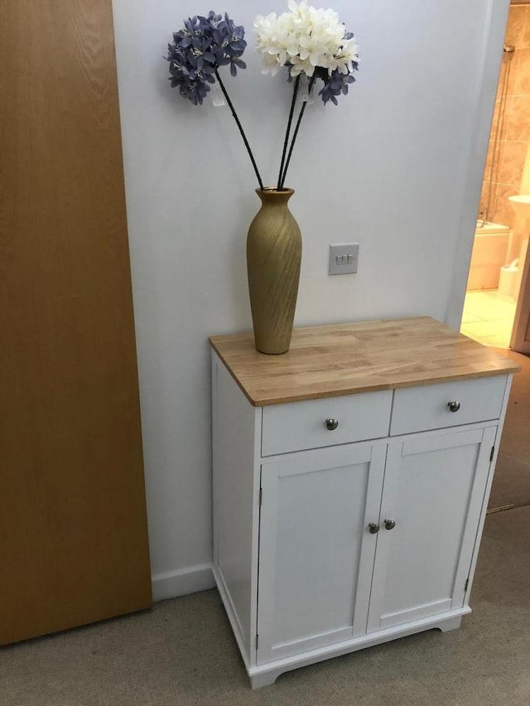 Delta Five 1 Bedroom Flat