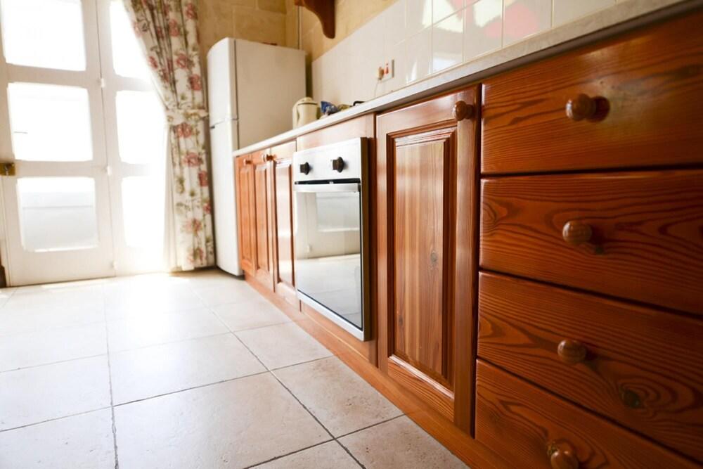 Summerfield - Xaghra Holiday Home