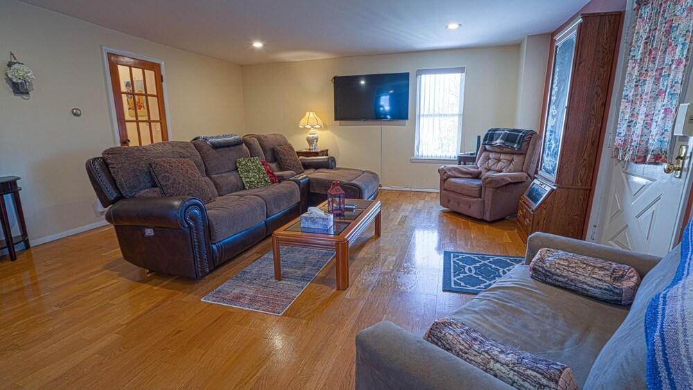 Experience the Catskills in This Rustic Farmhouse