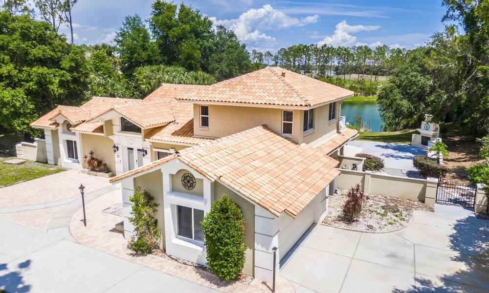 Swiss 65 - Lake Denise