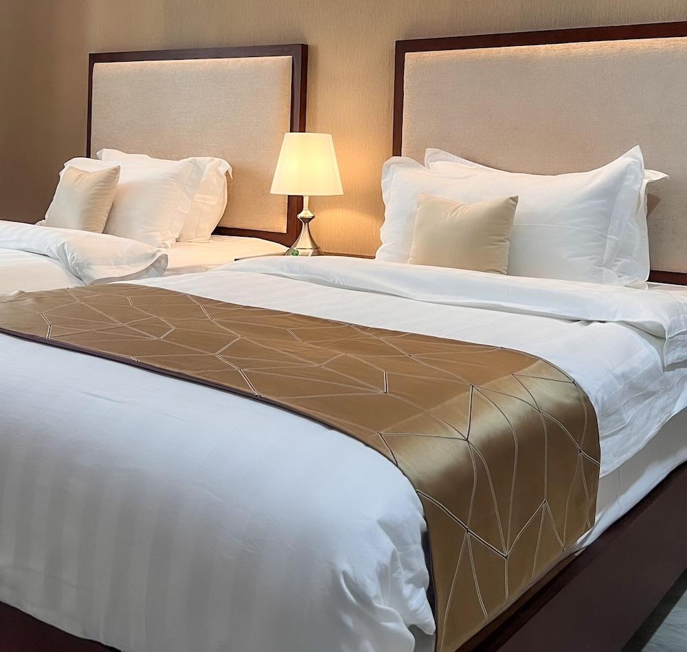 Daar AL maqam Suites