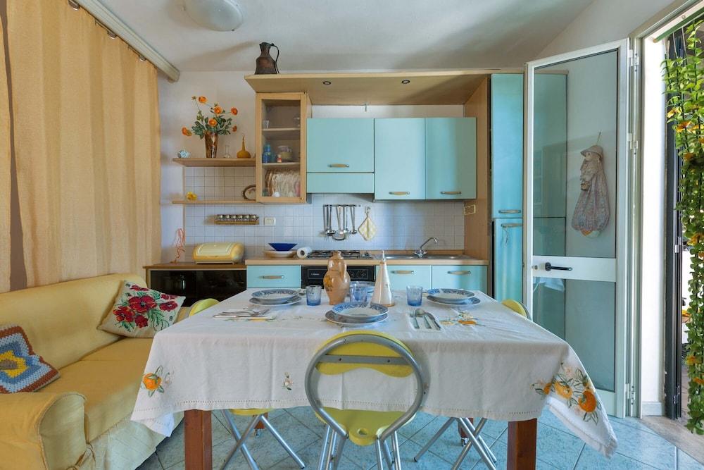 2910 Casa Botte by Barbarhouse