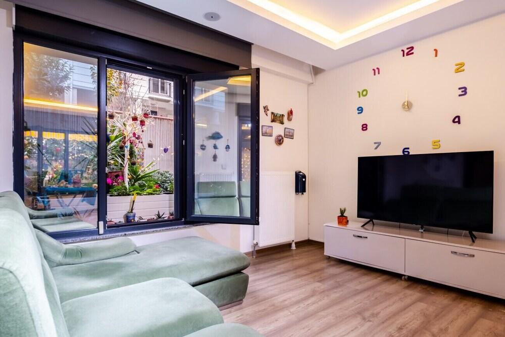 Flat With Rainbow Themed Interior in Goztepe