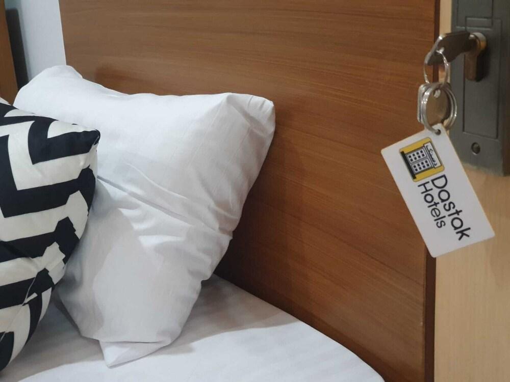 Dastak Hotels