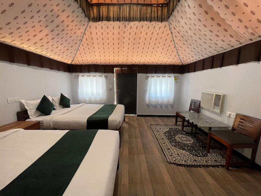 Unity Holiday Resort, Statue of Unity Kevadia