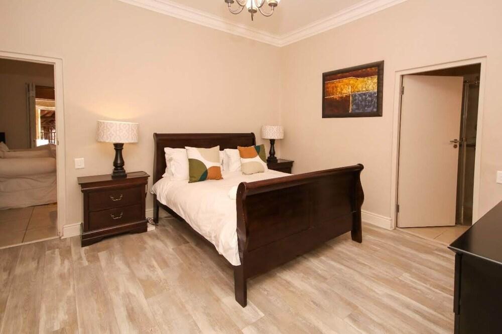 Planet Africa 8 by CTHA