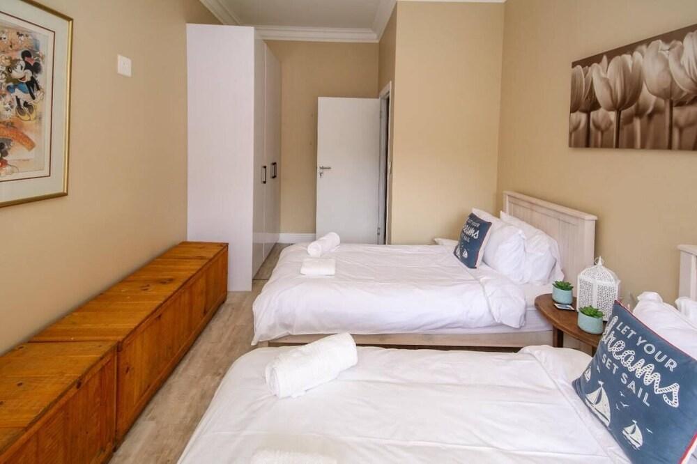 Planet Africa 8 by CTHA