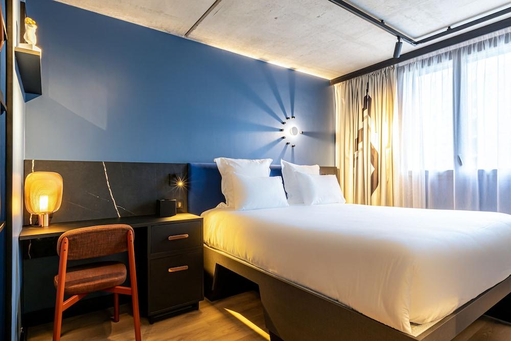 Tribe Paris Saint Ouen