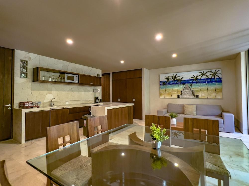 Kabah Luxury Apartment