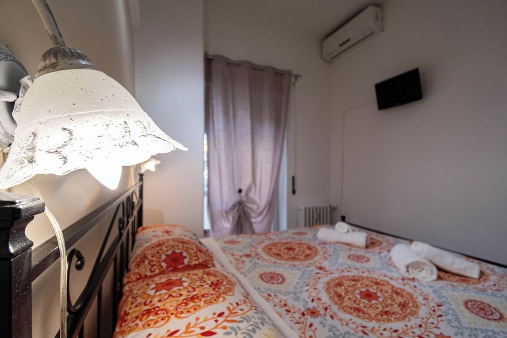 House Serena in Rome