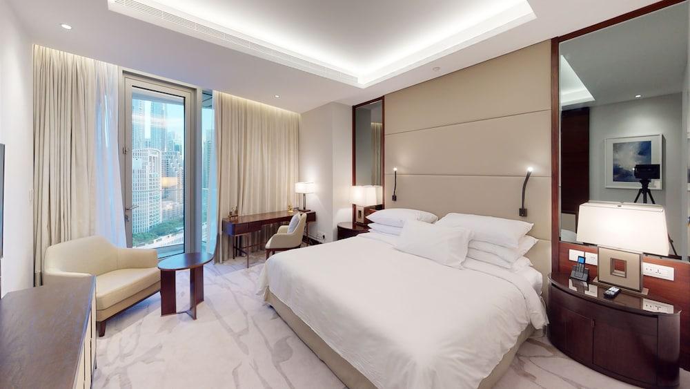 Stunning 2 Bed Address Sky View Best Layout