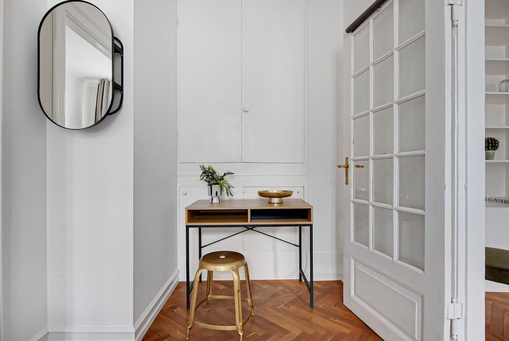 Sanders Square - Spacious 6-bdr Apt Near Nyhavn