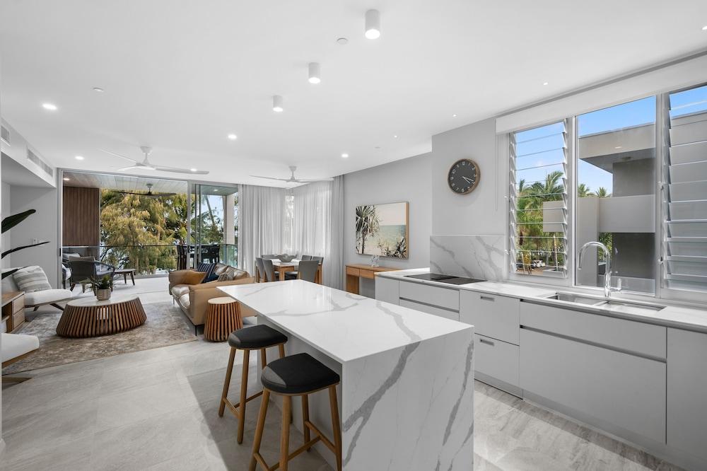 Shara by Elysium Collection Palm Cove