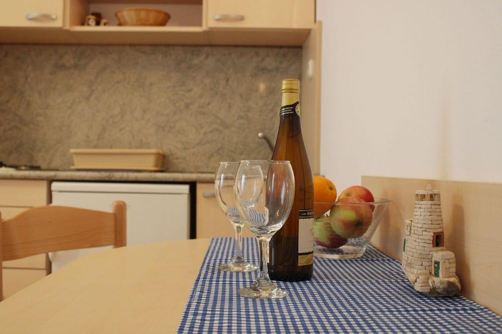 Lina - 30m From the Beach - SA6