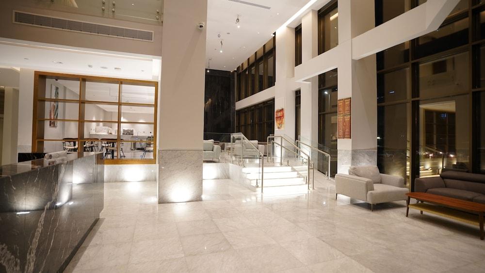 Jasmine Garden Hotel