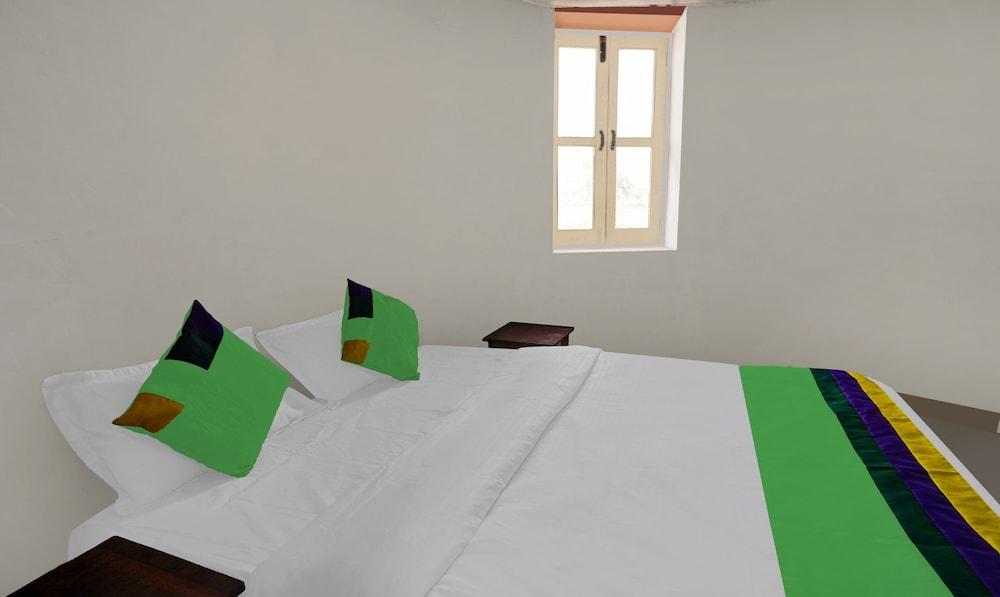 Hotel Hinduja Luxury Camp & Resort