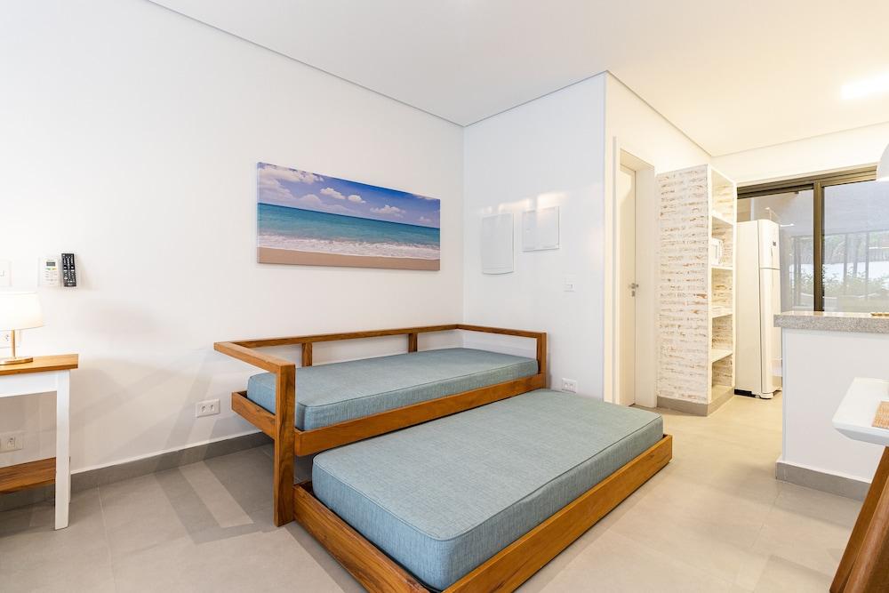 Anoa Maresias Studios