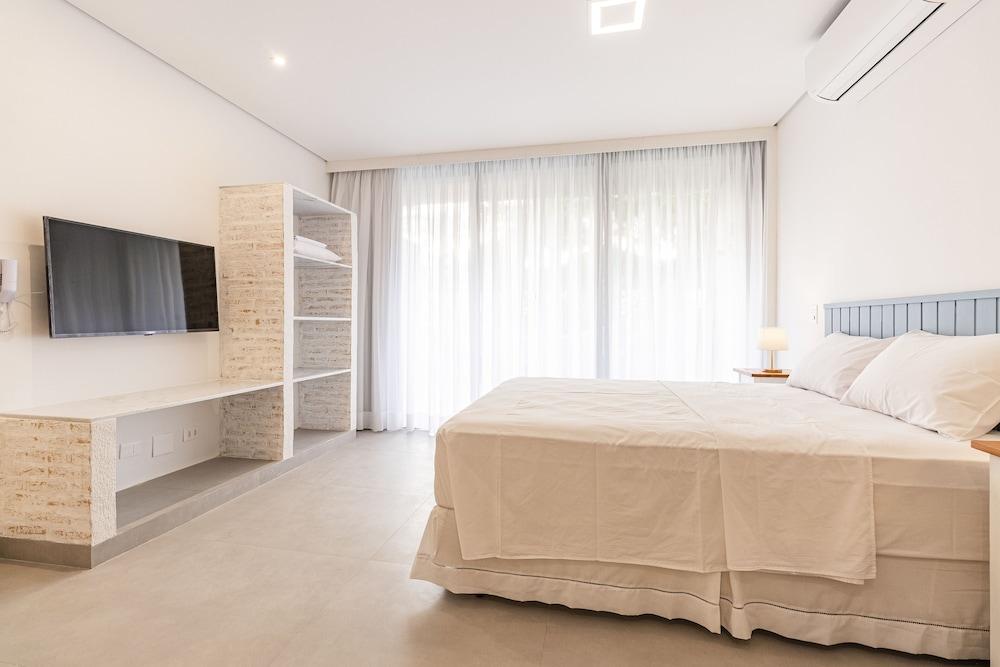 Anoa Maresias Studios