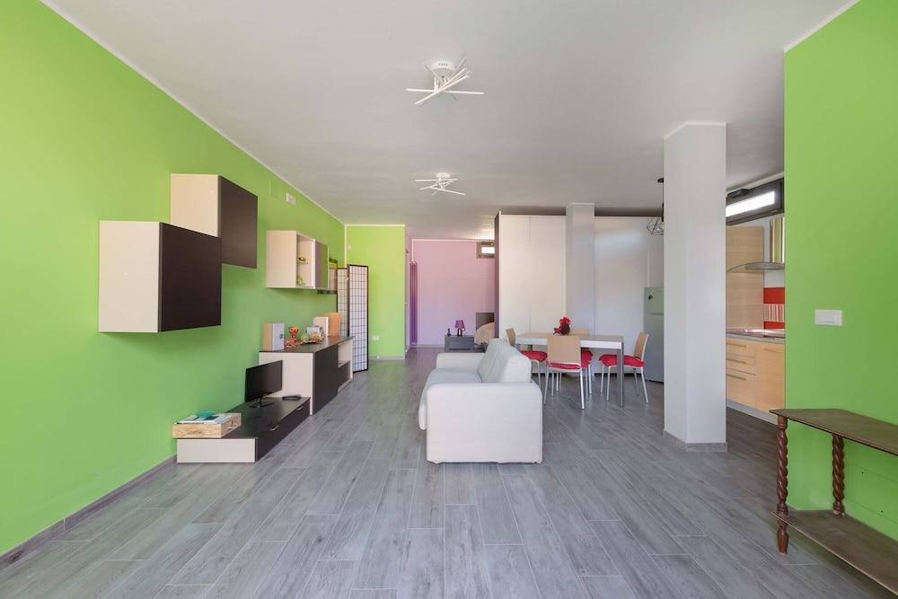 1886 The Loft Suite by Barbarhouse