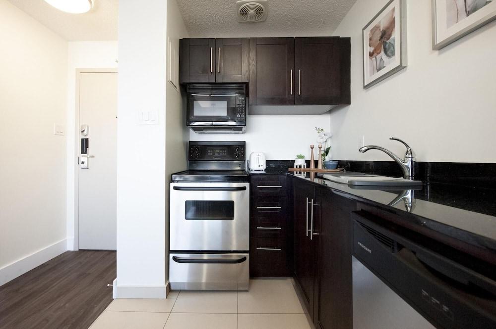 Stunning View 22nd Floor One-bedroom Suite