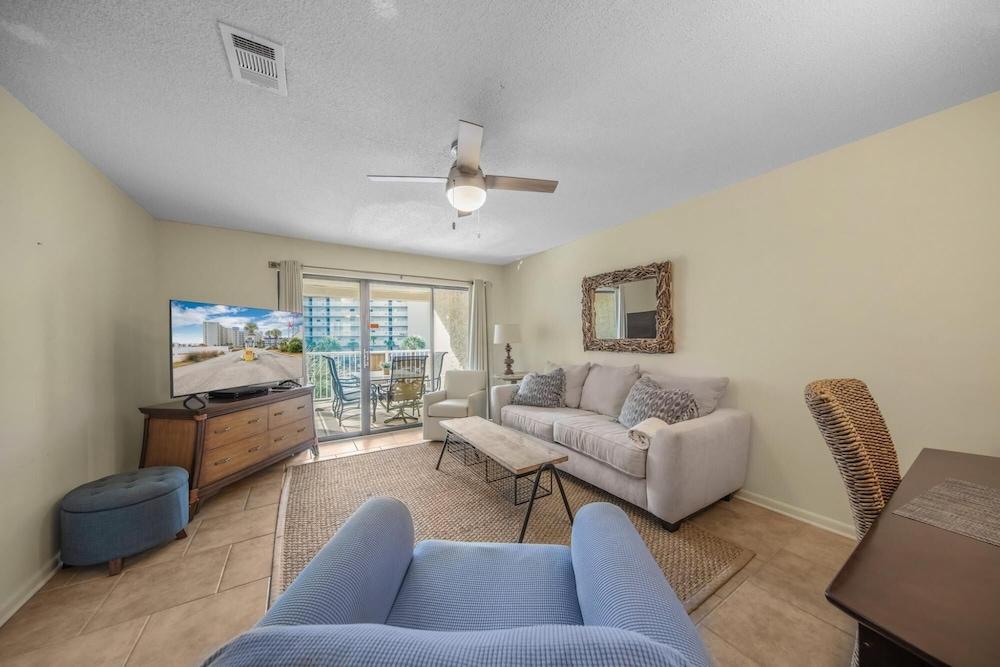 Tranquil Condo With Multiple Pools on White Sands